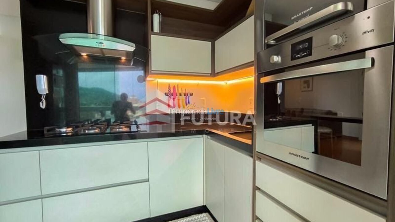 Apartamento para aluguel de temporada em Bombinhas (Praia de Bombas)