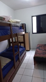 COND. FRENTE AO MAR. 2 DORMS. C/GARAGEM.WIFI.