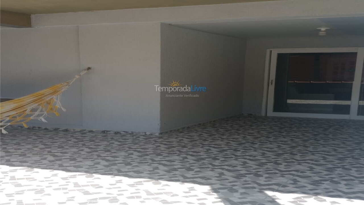 Casa para aluguel de temporada em Ubatuba (Praia do Lázaro)