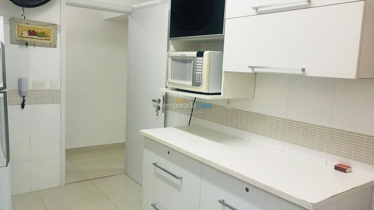 Apartamento para aluguel de temporada em Guarujá (Enseada)