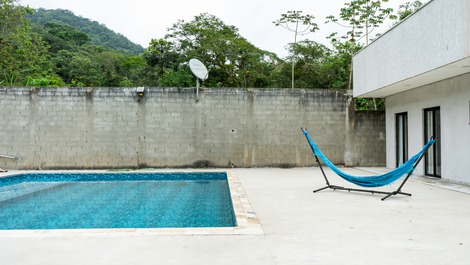 COMODA CASA 5 SUITES PLAYA DE ITAMAMBUCA CON AIRE Y PISCINA