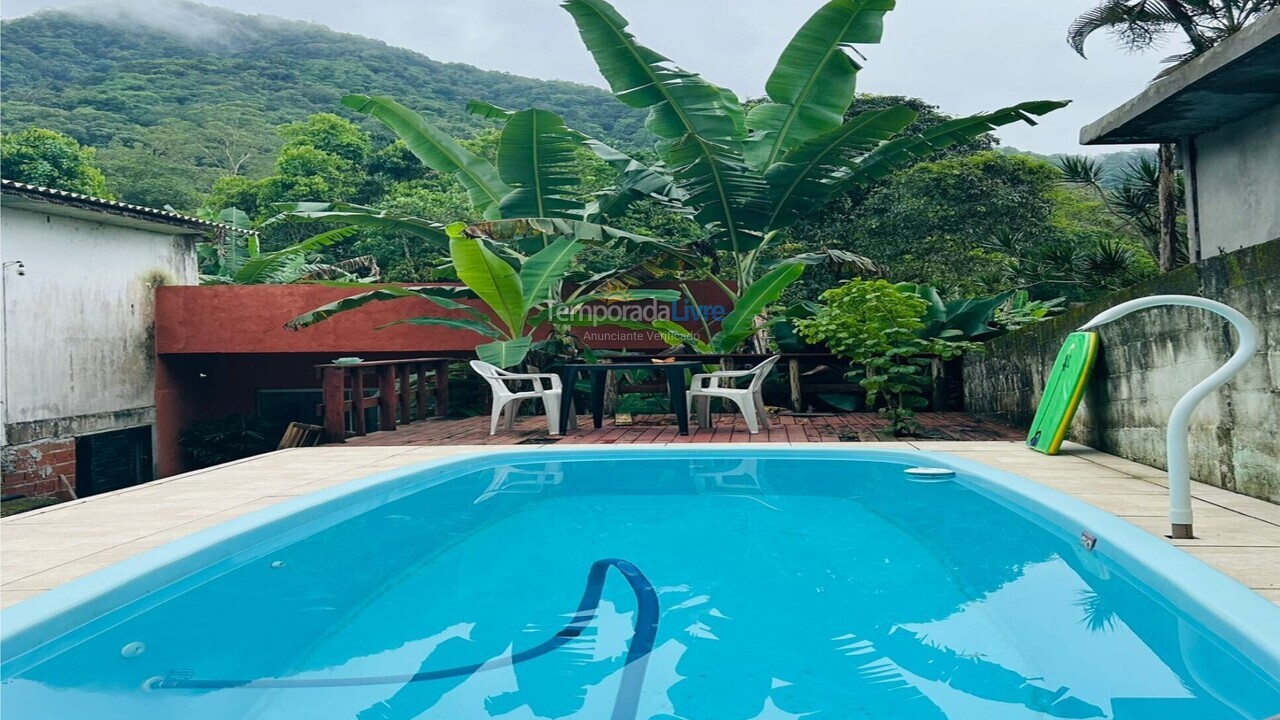 Casa para aluguel de temporada em Ubatuba (Pereque Mirim)