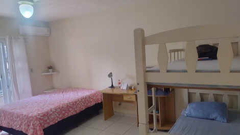 🌴TOWNHOUSE FOR RENT 8 PEOPLE SEASONAL IN MEIA PRAIA ITAPEMA SC🌴