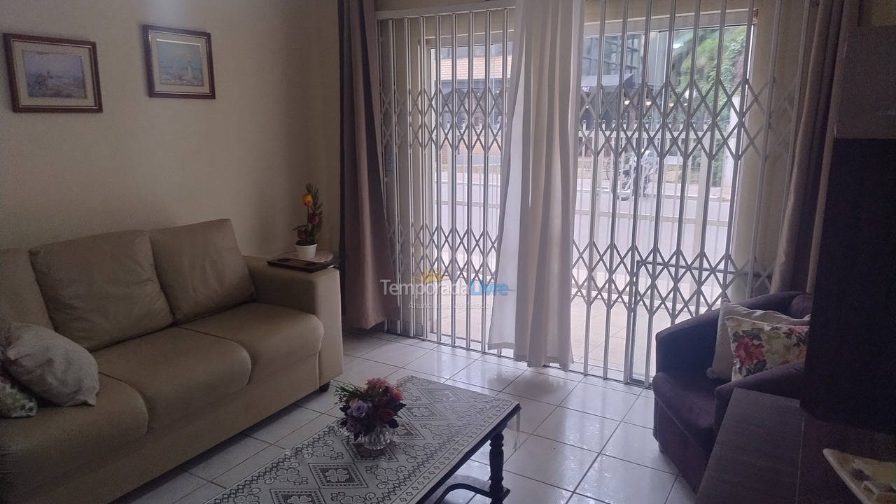 House for vacation rental in Itapema (Meia Praia)