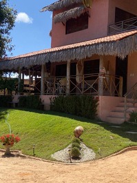 Casa de praia rústica com conforto e excelente localização