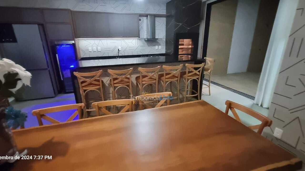 Casa para aluguel de temporada em São Francisco do Sul (Prainha)