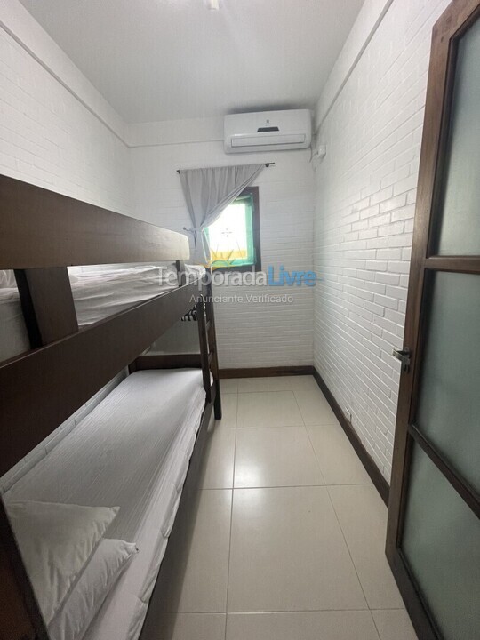 Casa para alquiler de vacaciones em Governador Celso Ramos (Centro)