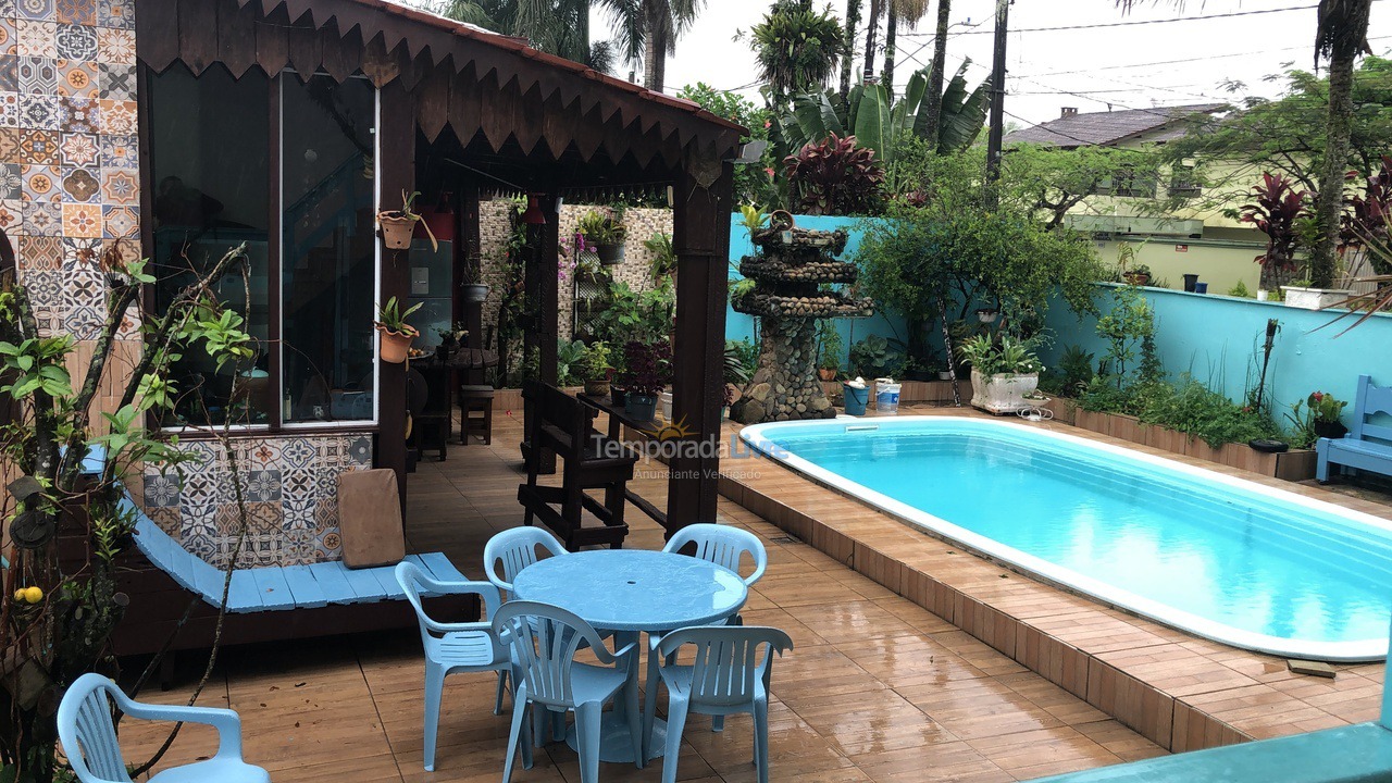 Casa para alquiler de vacaciones em Matinhos (Caiobá)