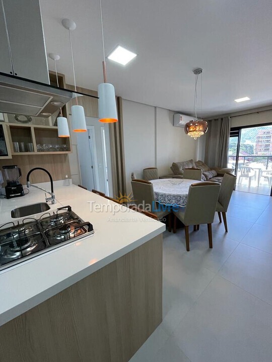 Apartamento para alquiler de vacaciones em Governador Celso Ramos (Palmas)