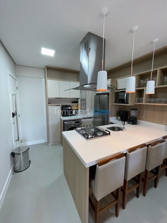 Apartamento para alquiler de vacaciones em Governador Celso Ramos (Palmas)