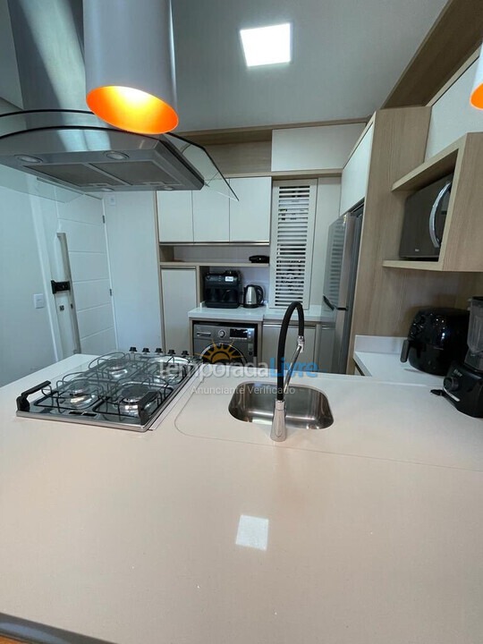 Apartamento para alquiler de vacaciones em Governador Celso Ramos (Palmas)