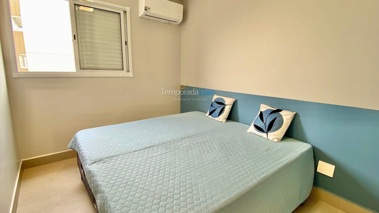 Apartamento para aluguel de temporada em Praia Grande (Campo da Aviacao)