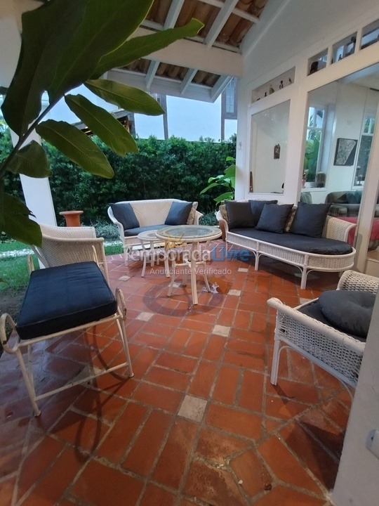 Casa para aluguel de temporada em Bertioga (Riviera de São Lourenço)