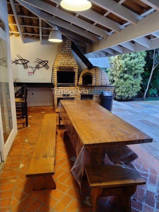 Casa para aluguel de temporada em Bertioga (Riviera de São Lourenço)