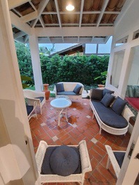 Casa próximo a praia Riviera - 5 suítes no módulo 4