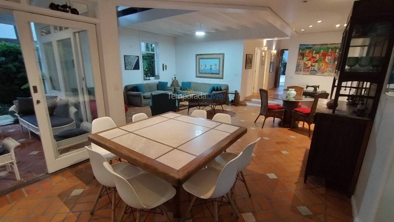 Casa para aluguel de temporada em Bertioga (Riviera de São Lourenço)