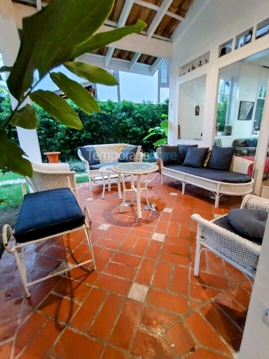 Casa para aluguel de temporada em Bertioga (Riviera de São Lourenço)