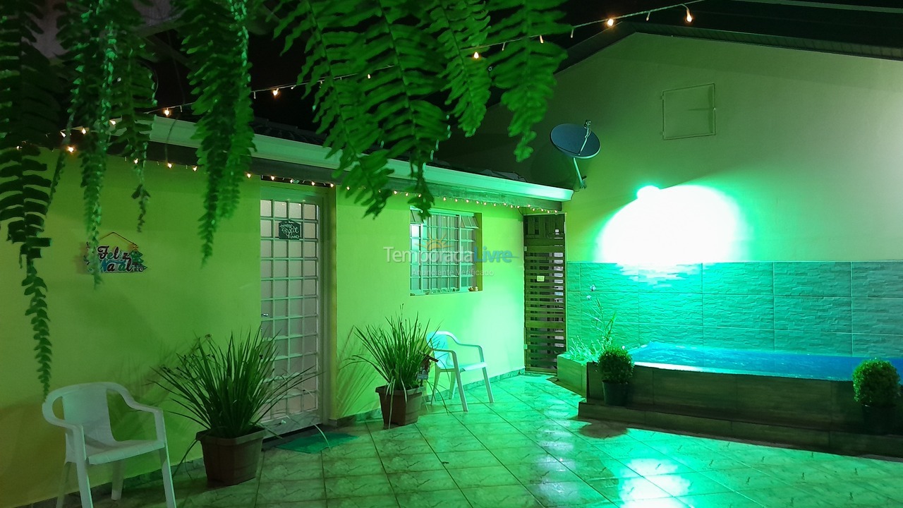 Casa para alquiler de vacaciones em águas de Lindóia (Jd Lazari)