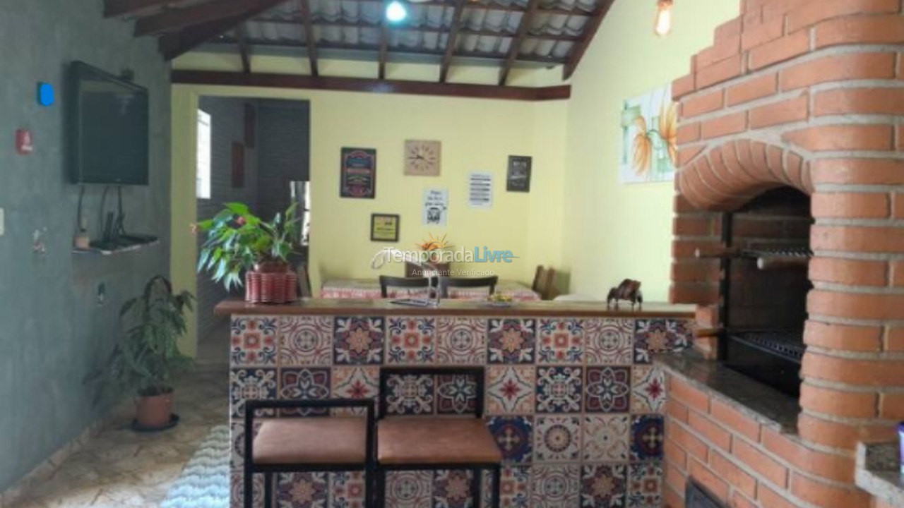 Casa para alquiler de vacaciones em águas de Lindóia (Jd Lazari)