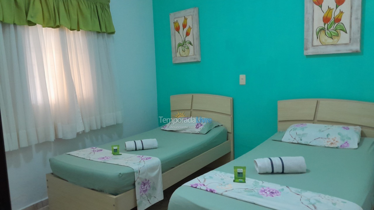 Casa para alquiler de vacaciones em águas de Lindóia (Jd Lazari)