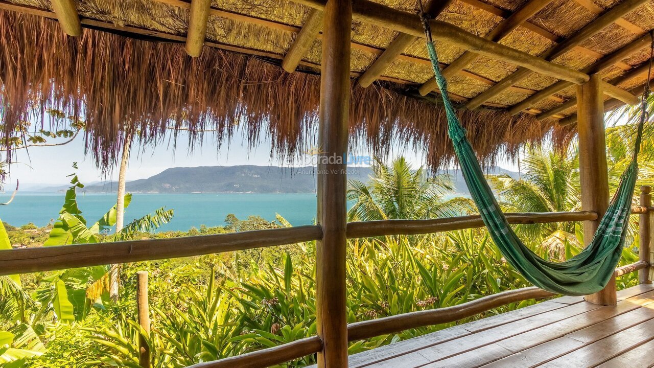 Casa para alquiler de vacaciones em Ilhabela (Veloso)