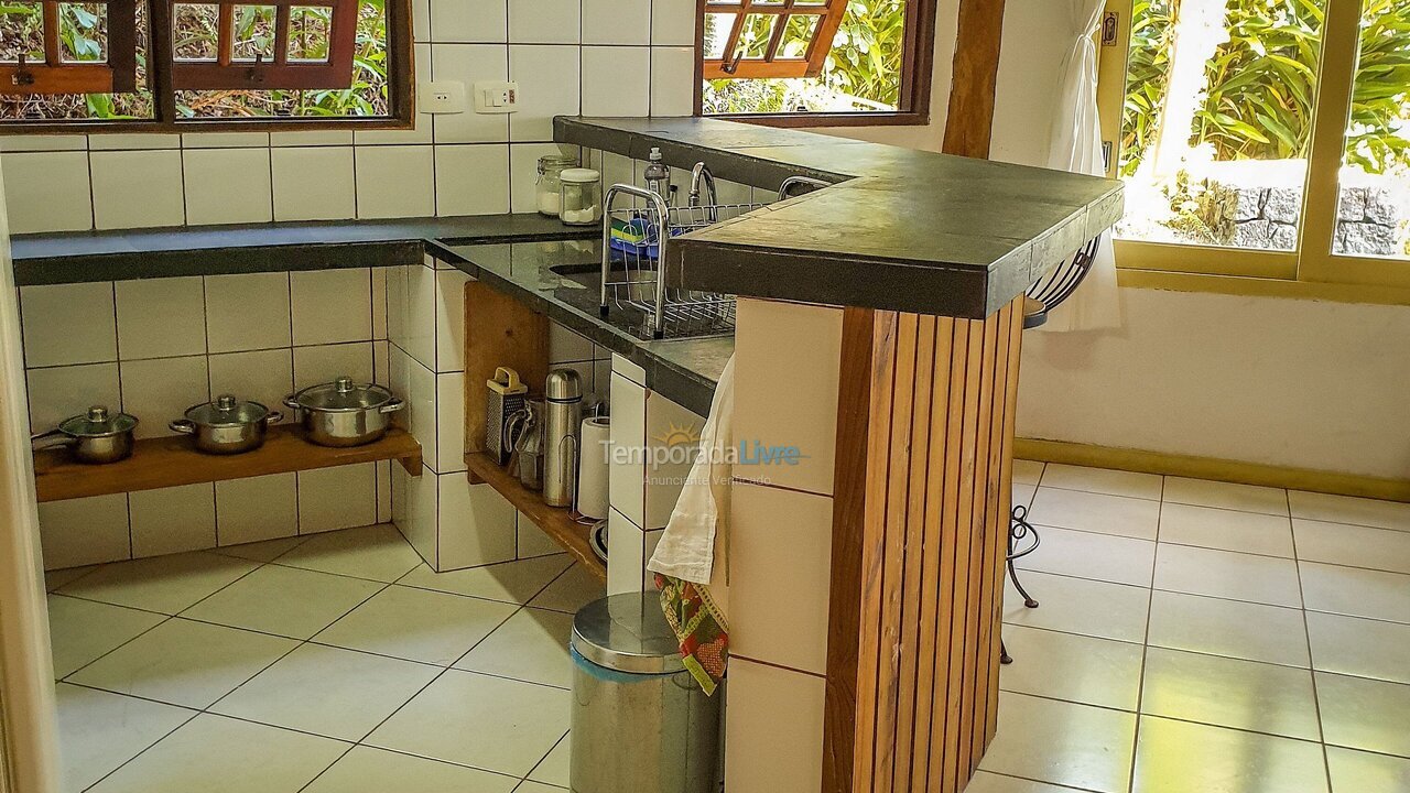 Casa para alquiler de vacaciones em Ilhabela (Veloso)