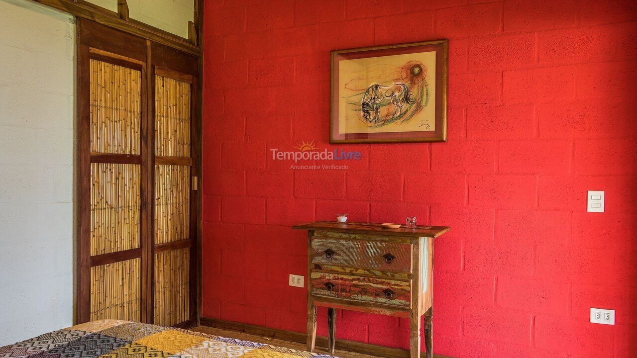 Casa para aluguel de temporada em Ilhabela (Veloso)