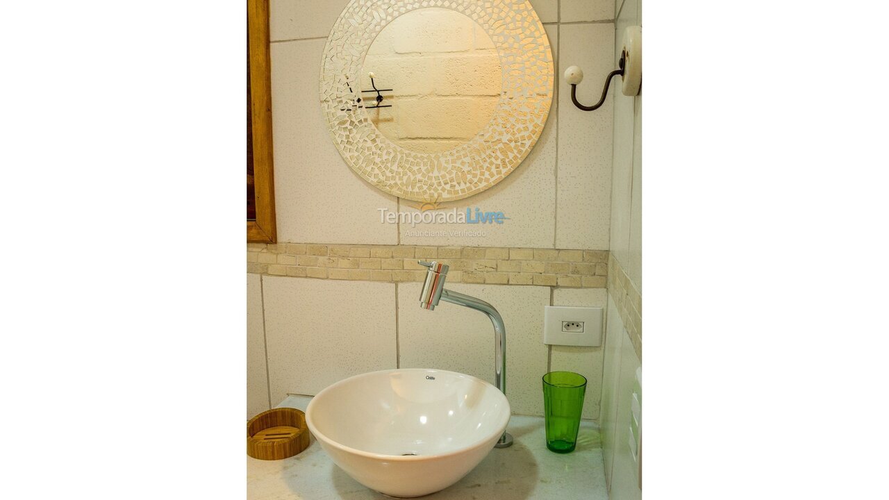 Casa para aluguel de temporada em Ilhabela (Veloso)