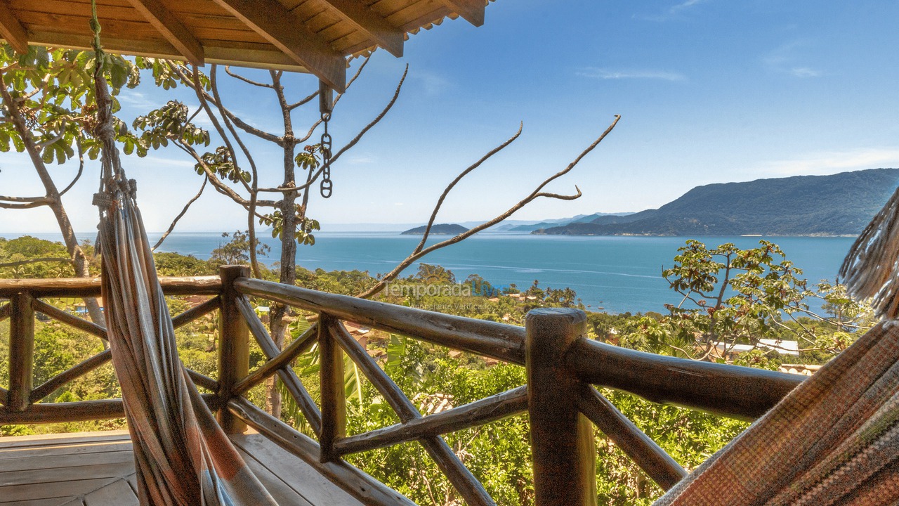 Casa para aluguel de temporada em Ilhabela (Veloso)