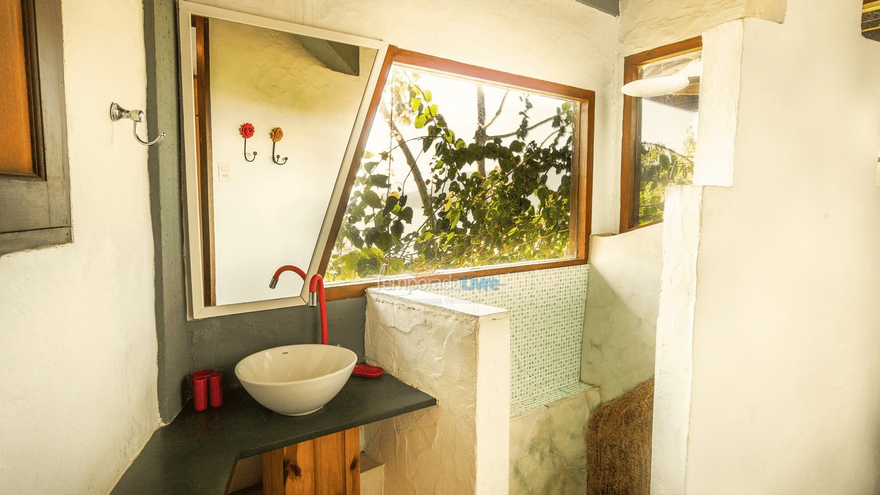 Casa para aluguel de temporada em Ilhabela (Veloso)