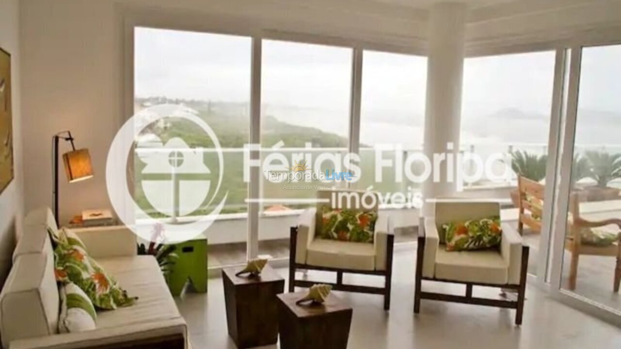 Apartamento para aluguel de temporada em Florianópolis (Morro das Pedras)