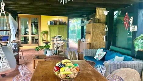 Magnífica Casa Frente a la Playa (Pé na Areia Cachoeira do Bom Jesus)