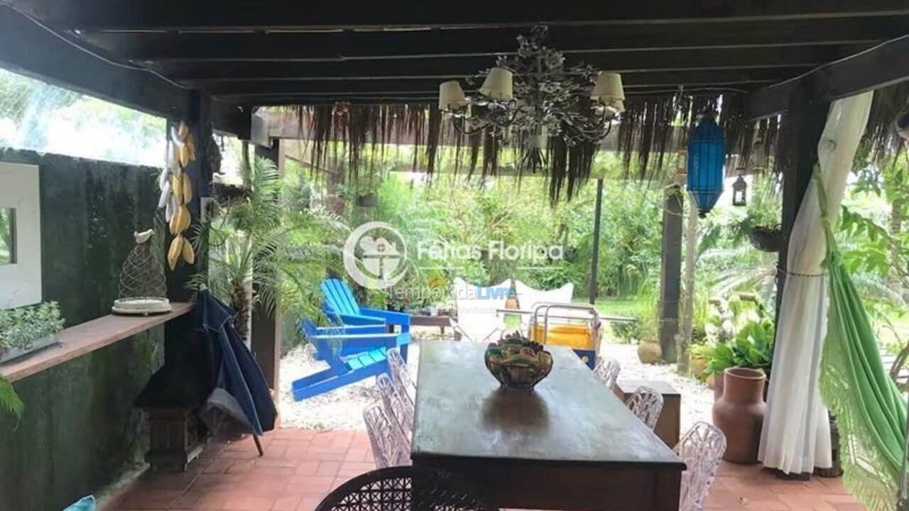 Casa para alquiler de vacaciones em Florianópolis (Ponta das Canas)