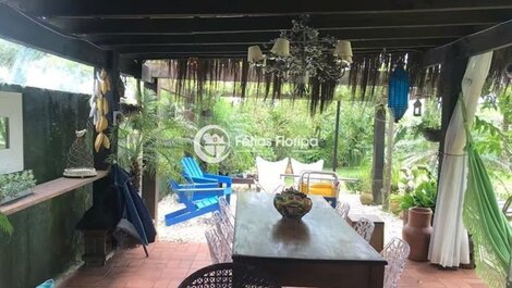 Magnífica Casa Frente a la Playa (Pé na Areia Cachoeira do Bom Jesus)