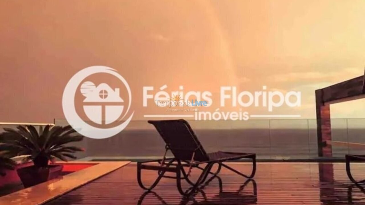 Apartamento para aluguel de temporada em Florianópolis (Morro das Pedras)