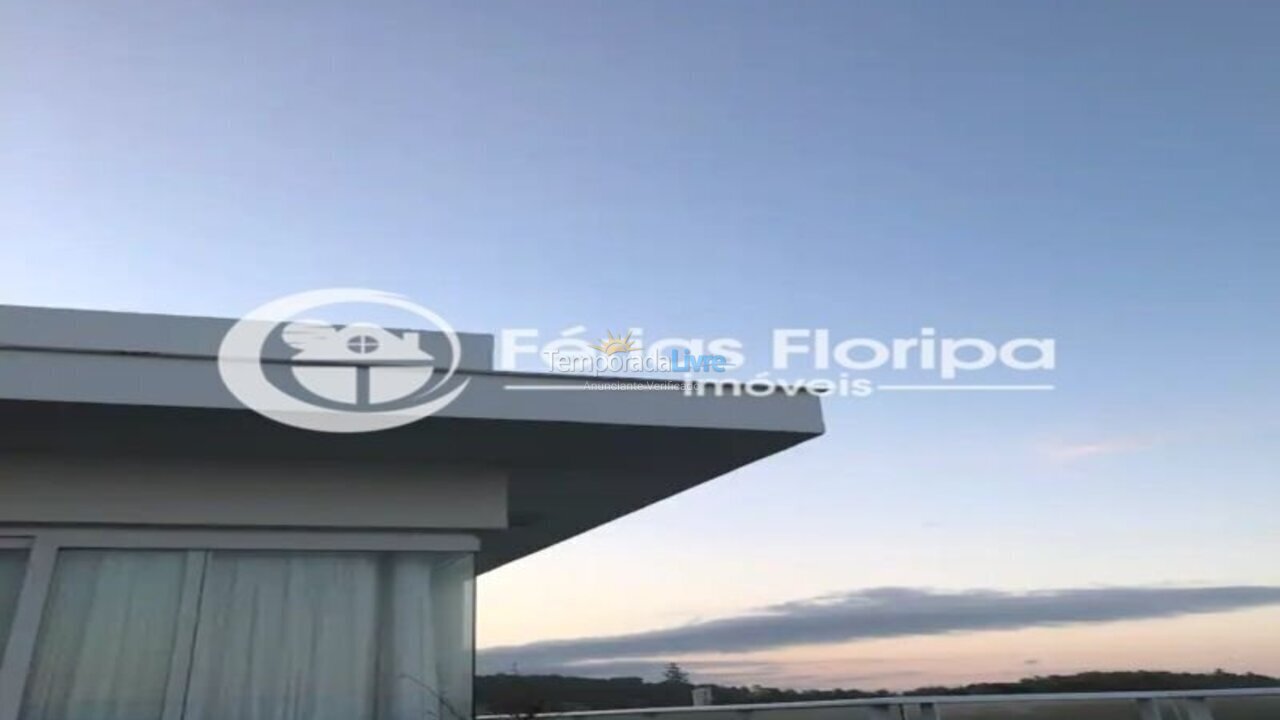 Apartamento para aluguel de temporada em Florianópolis (Morro das Pedras)