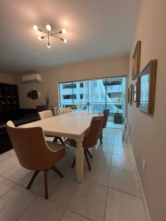 Apartment for vacation rental in Itapema (Meia Praia)