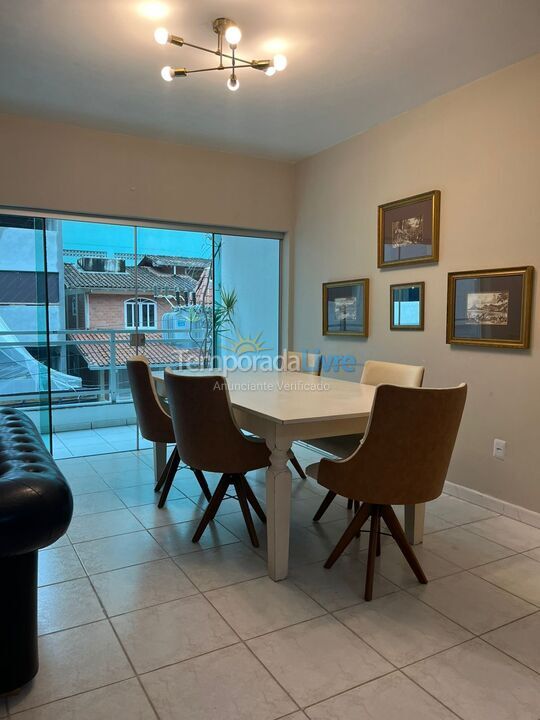 Apartment for vacation rental in Itapema (Meia Praia)