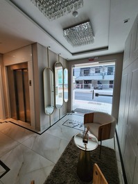 02 SUITES, 02 PLAZAS DE GARAJE