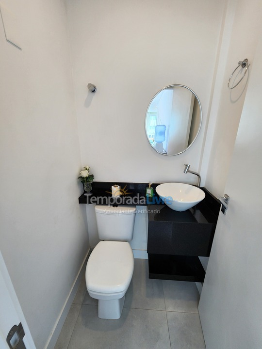 Apartamento para alquiler de vacaciones em Itapema (Meia Praia)