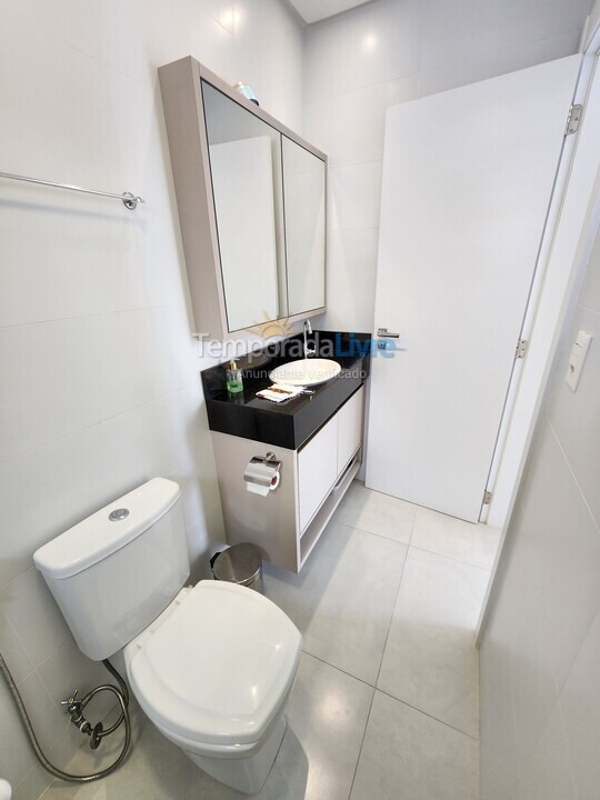 Apartamento para alquiler de vacaciones em Itapema (Meia Praia)