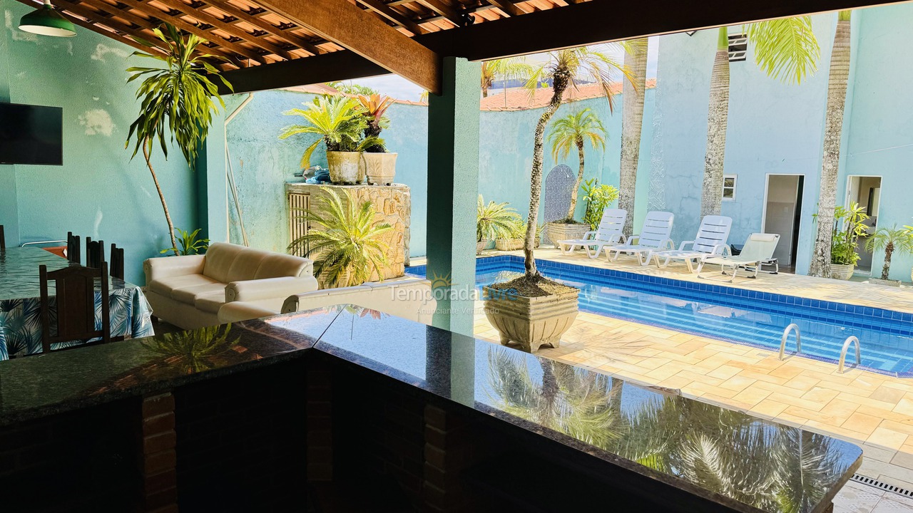 House for vacation rental in Ubatuba (Praia das Toninhas)