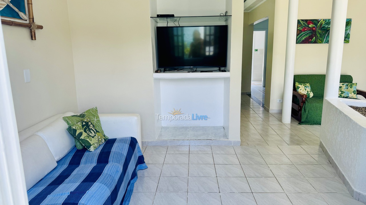 House for vacation rental in Ubatuba (Praia das Toninhas)
