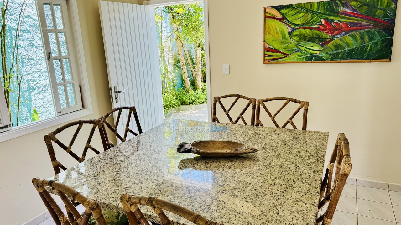 House for vacation rental in Ubatuba (Praia das Toninhas)