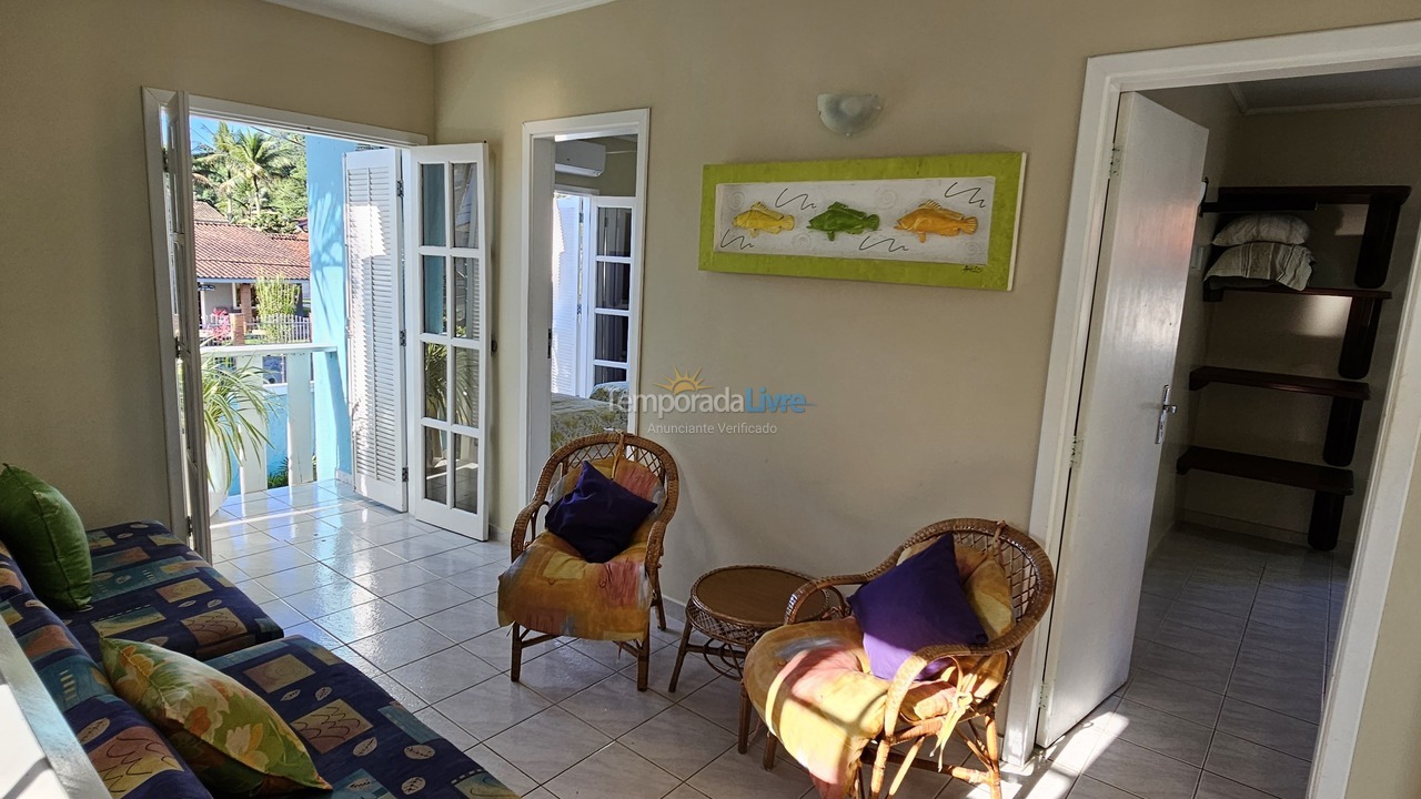 House for vacation rental in Ubatuba (Praia das Toninhas)