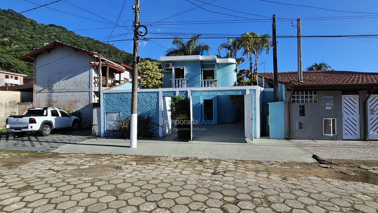 House for vacation rental in Ubatuba (Praia das Toninhas)