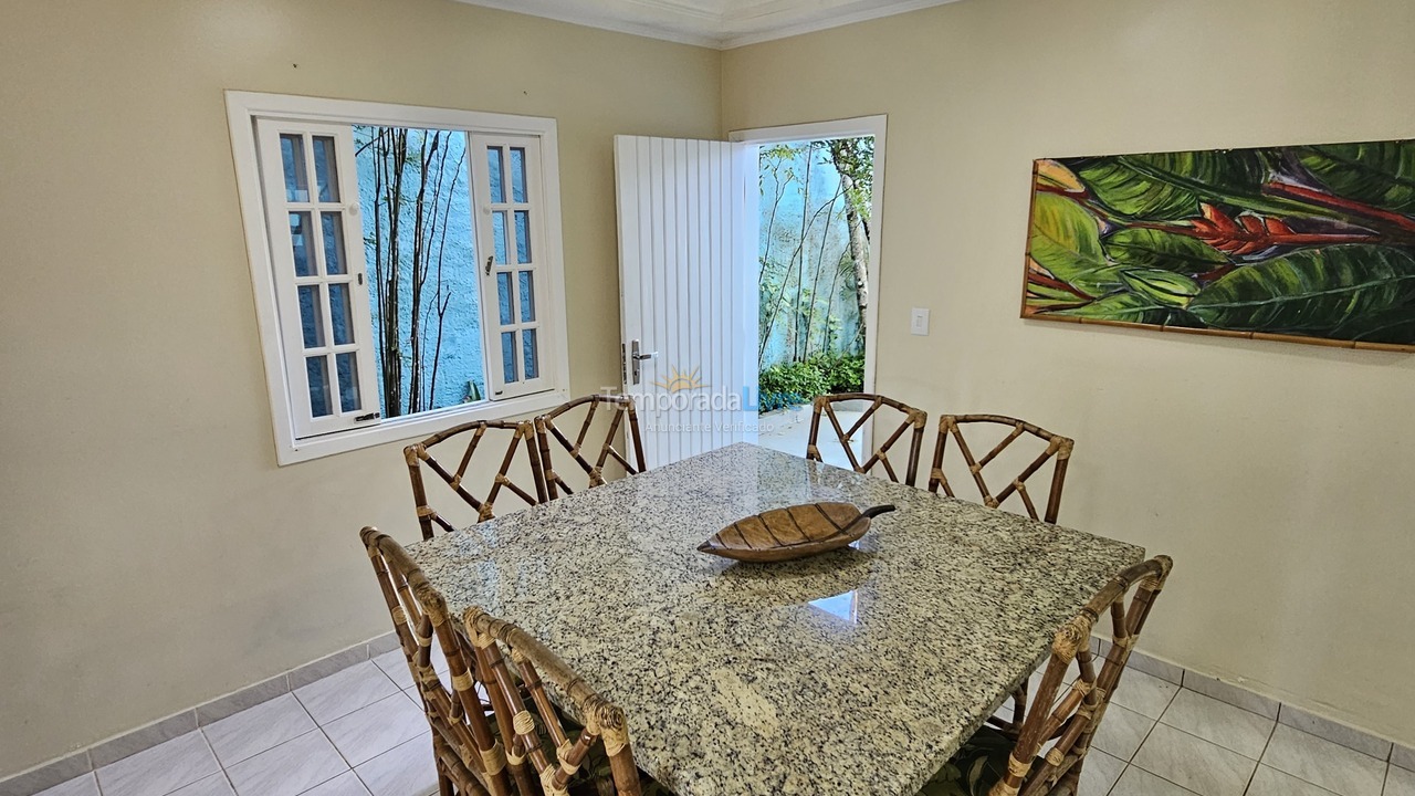House for vacation rental in Ubatuba (Praia das Toninhas)