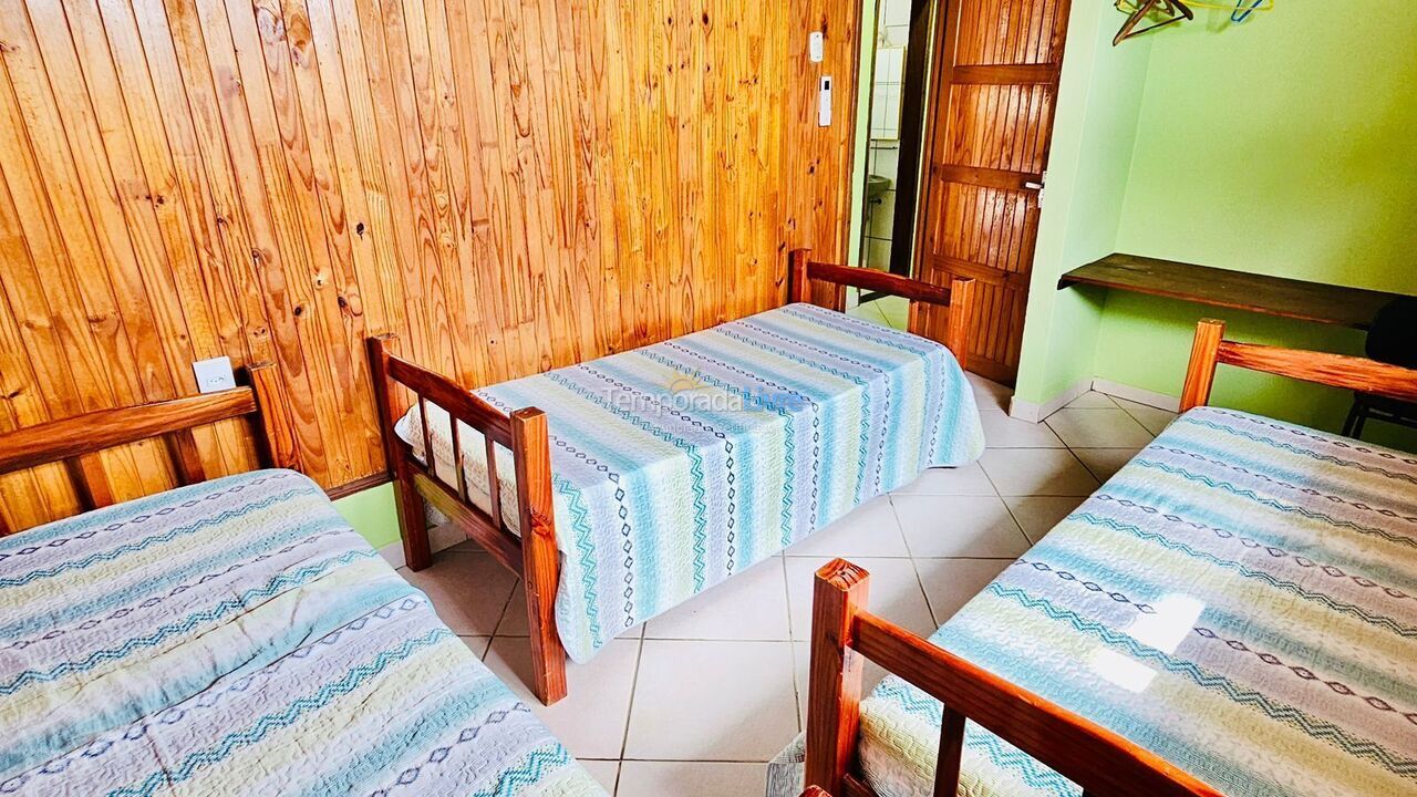 Casa para alquiler de vacaciones em Ubatuba (Praia das Toninhas)