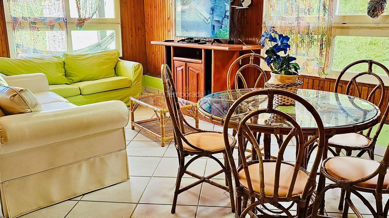 Casa para alquiler de vacaciones em Ubatuba (Praia das Toninhas)