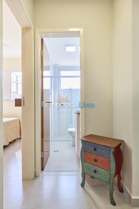 Apartamento para aluguel de temporada em Ubatuba (Itaguá)